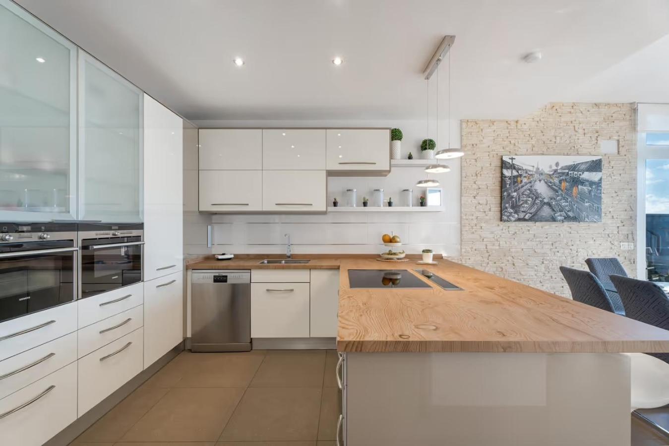 Villa Golden Horizon Con Piscina Privada Climatizada サンタ・ウルスラ エクステリア 写真