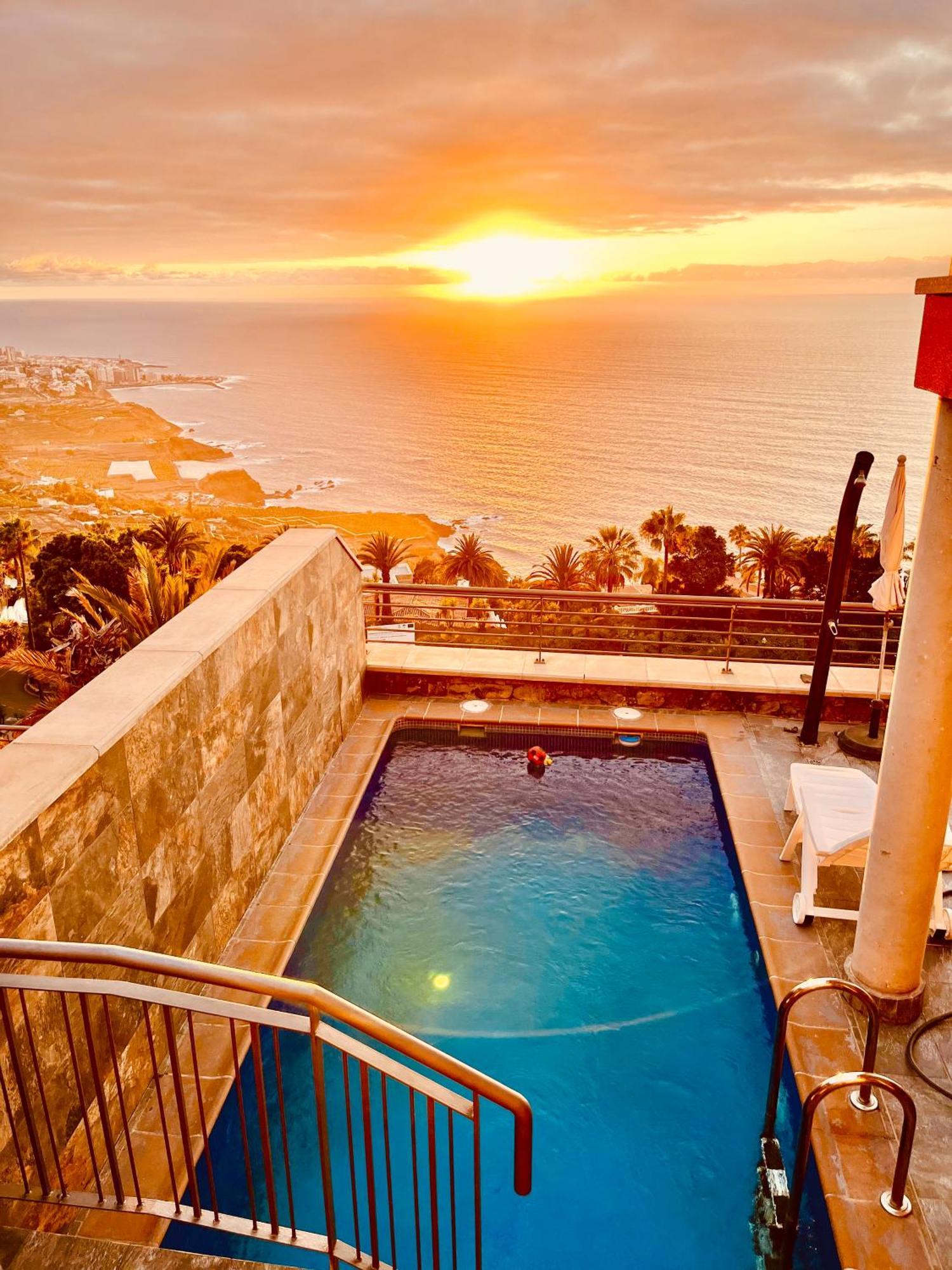 Villa Golden Horizon Con Piscina Privada Climatizada サンタ・ウルスラ エクステリア 写真